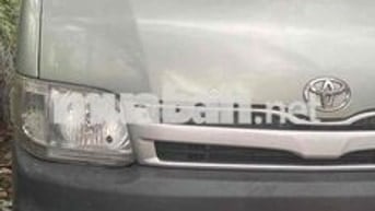 Toyota Hiace 2010 - 12345 km