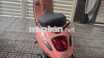 Bán Vespa Sprint màu hồng xinh xắn 125 ABS