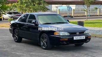 Toyota Camry 2000 GLi 2.2 - 268000 km