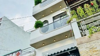 SIÊU PHẨM 4 TẦNG BỜ KÊNH THAM LƯƠNG