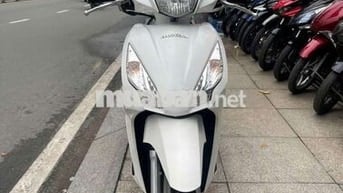 Honda vision 2017 mới 90% Bstp chính chủ