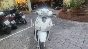 Bán xe vision trắng đăng ký T12/2024