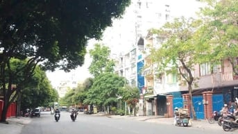 Cần Bán Nhà đường Thanh Loan F5Q8 dt: 4x20m, trệt, 2 lầu, 1st