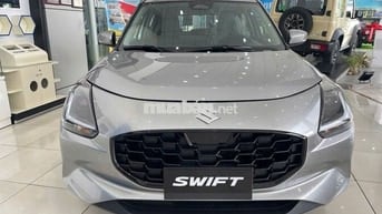 Suzuki Swift 2025 giao ngay màu bạc chỉ 196 triệu