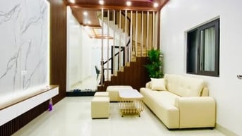 BÁN NHÀ KIM GIANG THANH XUÂN, 38/44M x 5T, GIÁ CHÀO 9.15 TỶ