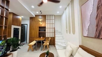 Nhà mới 3 tầng - ô tô đỗ cửa - Đường Ngô Đức Kế - Bình Thạnh - 2,310tỷ
