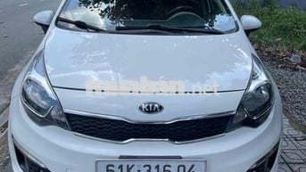 Kia Rio 2015 1.4 MT Sedan - 80000 km