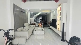 Bán nhà quận Phú Nhuận-Đường Nguyễn Đình Chính - Nằm giao Mai Văn Ngọc