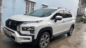 Mitsubishi Xpander Cross phiên bản cao cấp 2025