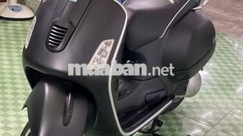 VESPA GTS SUPER nhập khẩu ý động cơ 4vie siêu mạnh