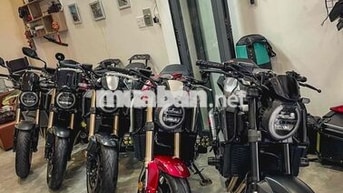 Honda CB650R Black Edition 2023 odo 2900km