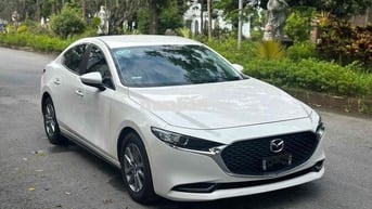 Mazda 3 2022 1.5L Luxury - 450500 km