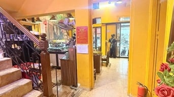 78m2 Mặt phố Nghĩa Đô, 6.5 x 12m,Vui lòng nhanh tay sở hữu siêu phẩm a