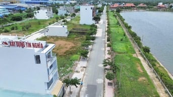 Cặp nền KDC 210m² Bình Chánh - Mặt tiền 14m - View Hồ phong thủy đẹp