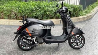 Vespa GTS 150 Super Sport