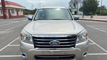 Ford Everest 2009 2.5L 4x2 MT - 98000 km