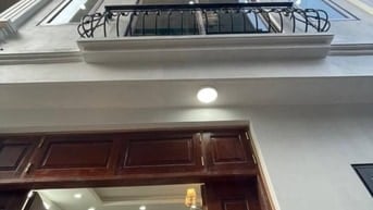 Bán Căn Nhà chia lô vị trí đẹp  An Dương Vương Phú Thưọng tây hồ DT35M
