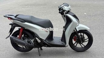 SH 125 KHOÁ GA XÁM XI MĂNG CỰC ĐẸP HỖ TRỢ GÓP