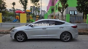 Hyundai Elantra 2016 1.6 AT xe đẹp bản đủ