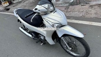 Cầm đồ thanh lý Future Fi 2016 bst bao tranh chấp