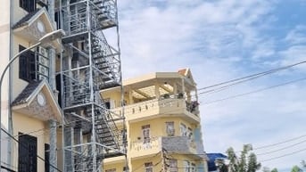 VỪA Ở VỪA KINH DOANH CĂN HỘ DỊCH VỤ 5 TẦNG, 7PN,7WC, THU NHẬP 25tr/th