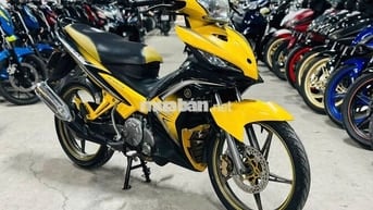 XE MÁYTHANH TÙNG_EXCITER 135 CÔN TAY MÀU VÀNG ĐEN