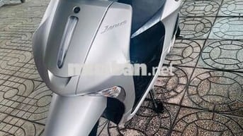 Xe tay ga Janus bạc smartkey 2019