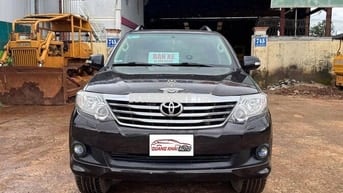 Toyota Fortuner 2015 2.7V 4x4 AT - 100000 km