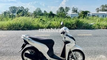 xe Honda vision màu trắng đklđ 2019