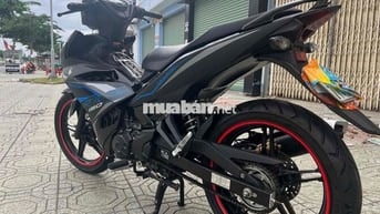 nhà dư ko sử dụng bán chiếc xe như hình