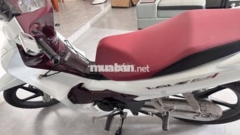 xe Wave 125i nhập thái 2024 trắng đỏ