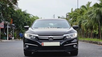 Honda Civic 2019 1.8 E 4 vạn, lốp theo xe