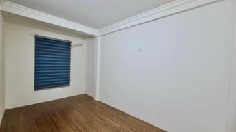 Cần bán nhà ngõ Hoà Bình, giá 7.8 tỷ, hơn 56m2x2Tầng