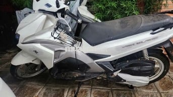 Xe Airblade trắng 2017 dư ko dùng nên bán lại