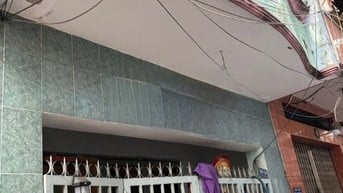 Cho thuê nhà hẻm 2m (XM) Lạc Long Quân, P.3, Q.11 giá 8tr
