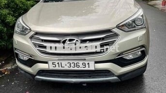 Bán xe Hyundai Santa Fe 2017 2.2L - 80000 km