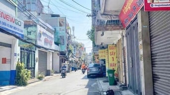HIẾM 90m2 ( 4.8 x 19 ) GIÁ 8.x TỶ , GIÁP QUẬN 10 , XE HƠI VÔ NHÀ .