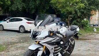 Xe R15V3 2020, máy nguyên zin, lên đồ chơi cơ bản