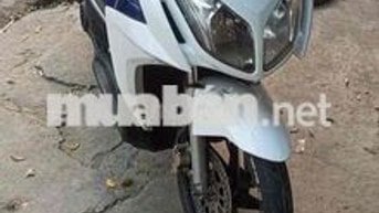 Nhà chật cần bán xe