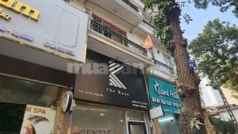Cho thuê nhà mặt tiền rộng 4m x sâu 8m= 32m2, Lý Nam Đế, Hoàn Kiếm