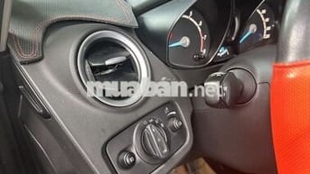 Ford Fiesta 2017 1.5 AT Sport - 74500 km