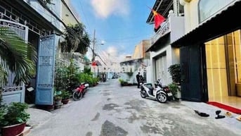 Bán nhà Hem xe hoi 3 Tầng Phạm Văn Chiêu Gò Vấp