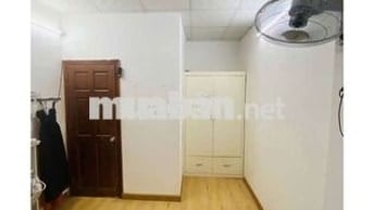 CHO THUÊ NHÀ 30M2 1 TRỆT 1 LẦU MỚI ĐẸP FULL NỘI THẤT HẺM 1832 HTP