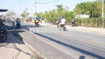 Quận 7, đất lớn, đất vàng, thích hợp xây dựng chung cư, mall