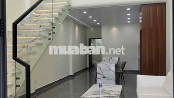 NHÀ 3,9 TỶ THẠNH LỘC 40 MỚI 2 TẦNG HXH , DÀI 17M NGAY HÀ HUY GIÁP VÀO