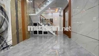 NHÀ ĐẸP 4 TẦNG ĐÚC 68M2 CẠNH LÊ VĂn QUỚI OTO VÀO NHÀ CHỈ 6.5 Tỷ !