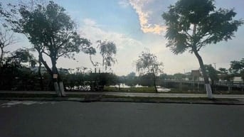 Chủ gửi bán lô Mt Lê Kim Lăng dtich Khủng 200m2 view đẹp thích hợp xây