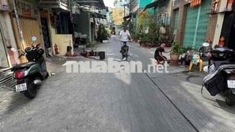Bán nhà 1/ hẻm 8m trước nhà trung tâm quận 11