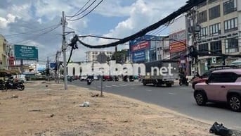 BÁN NHÀ ĐƯỜNG TRƯỜNG CHINH 4X18M LẦU, CÁCH MT 2 CĂN NGAY NGÃ TƯ 7 HIỀN