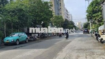Đất Đường Xe Hơi Quận 7 - 4,3m x 13,3m - Nhỉnh 4 Tỷ